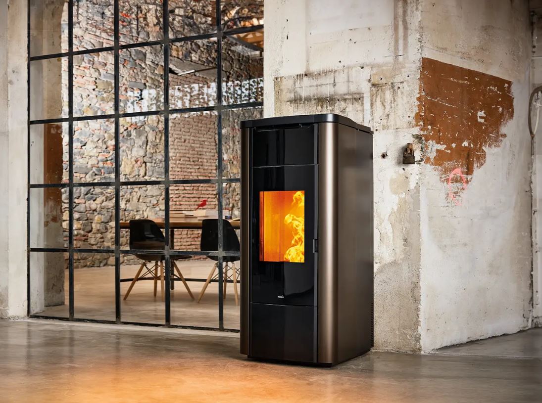 NOBIS SHAPE STEEL BRONZO STUFA A PELLET IDRO H 17 - 16,9 kW 
